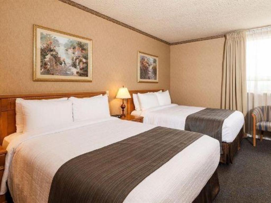 The Glenmore Inn & Convention Centre YYC Eksteriør bilde